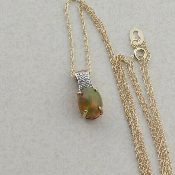 9k Yellow Gold Natural Ethiopian Opal & Diamond Necklace 10k Gold 18 inch chain - Picture 1 of 8